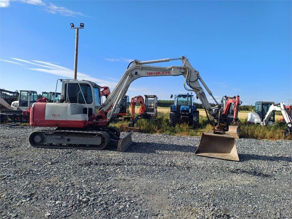 Takeuchi Tb175 Engconilla - Mini escavadeira: foto 5 Takeuchi Tb175 Engconilla - Mini escavadeira: foto 5