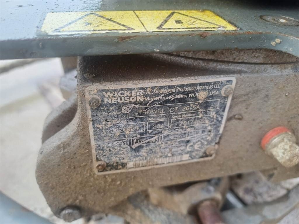 Wacker Neuson Trowel ct36-5a betonihierrin - Talocha mecânica: foto 4 Wacker Neuson Trowel ct36-5a betonihierrin - Talocha mecânica: foto 4