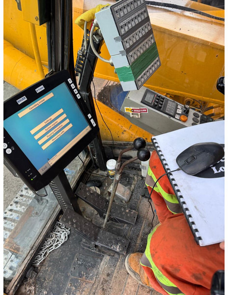 Bauer BG 24 H - Máquina de perfuração: foto 4 Bauer BG 24 H - Máquina de perfuração: foto 4