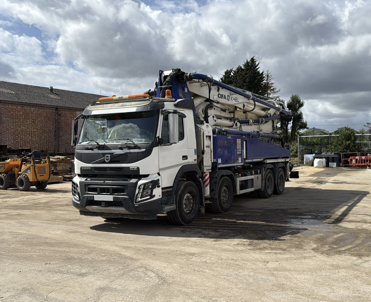 Volvo FMX K-series 42 L - Bomba de betão estacionária: foto 1 Volvo FMX K-series 42 L - Bomba de betão estacionária: foto 1