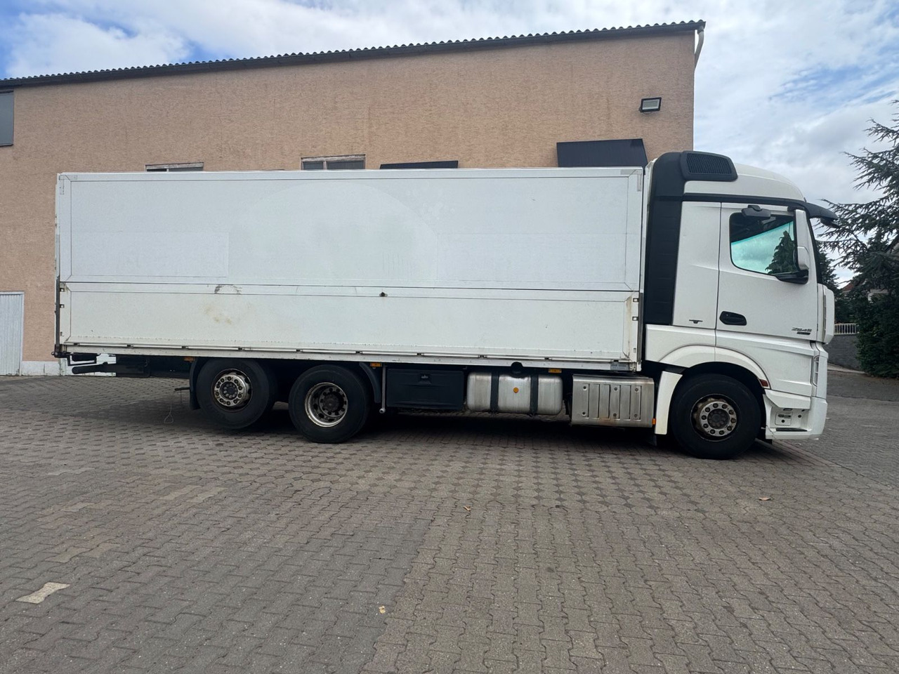 Mercedes-Benz Actros2545/Lift-Lenk/Mitnahmestp/Retarder - Camião furgão: foto 2 Mercedes-Benz Actros2545/Lift-Lenk/Mitnahmestp/Retarder - Camião furgão: foto 2