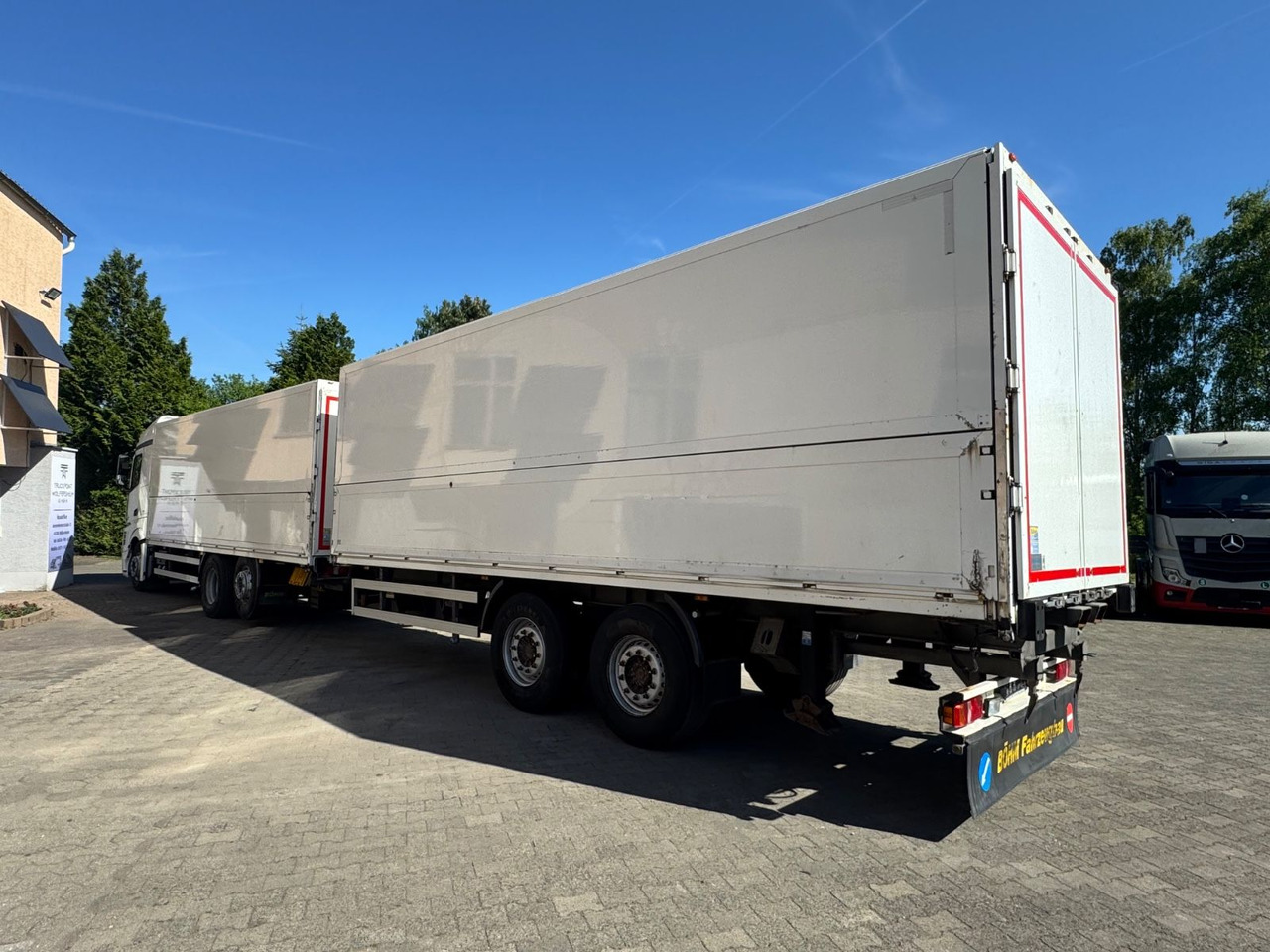 Mercedes-Benz Actros2545/Lift-Lenk/Mitnahmestp/Retder - Camião transporte de bebidas: foto 4 Mercedes-Benz Actros2545/Lift-Lenk/Mitnahmestp/Retder - Camião transporte de bebidas: foto 4