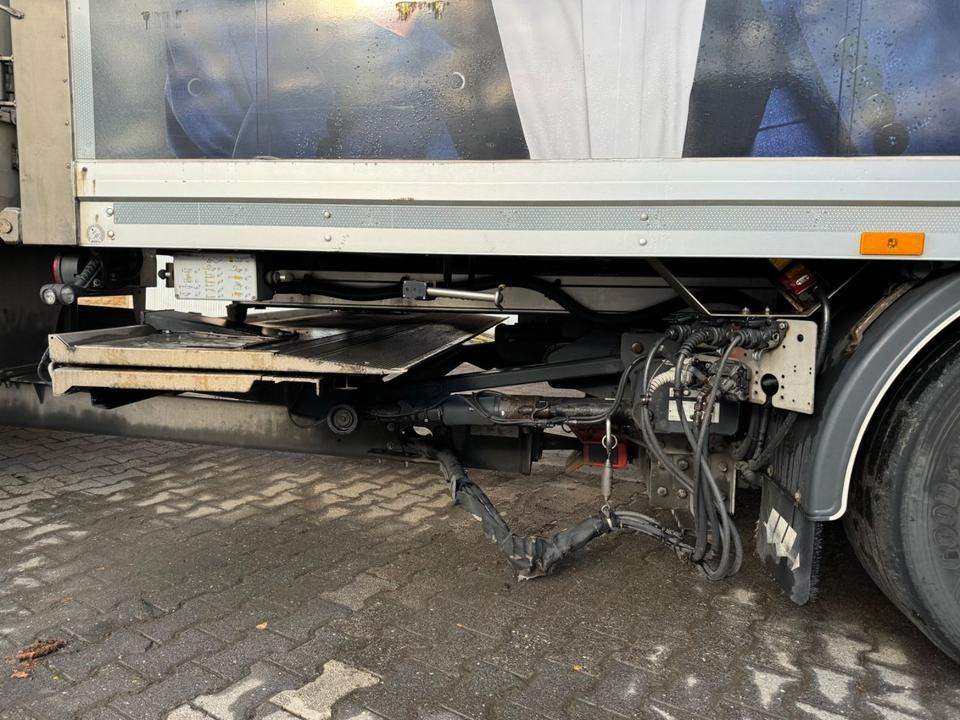 Mercedes-Benz Antos 2540/Durchladbar/2xLBW/Frigoblock/2instock - Camião furgão: foto 5 Mercedes-Benz Antos 2540/Durchladbar/2xLBW/Frigoblock/2instock - Camião furgão: foto 5