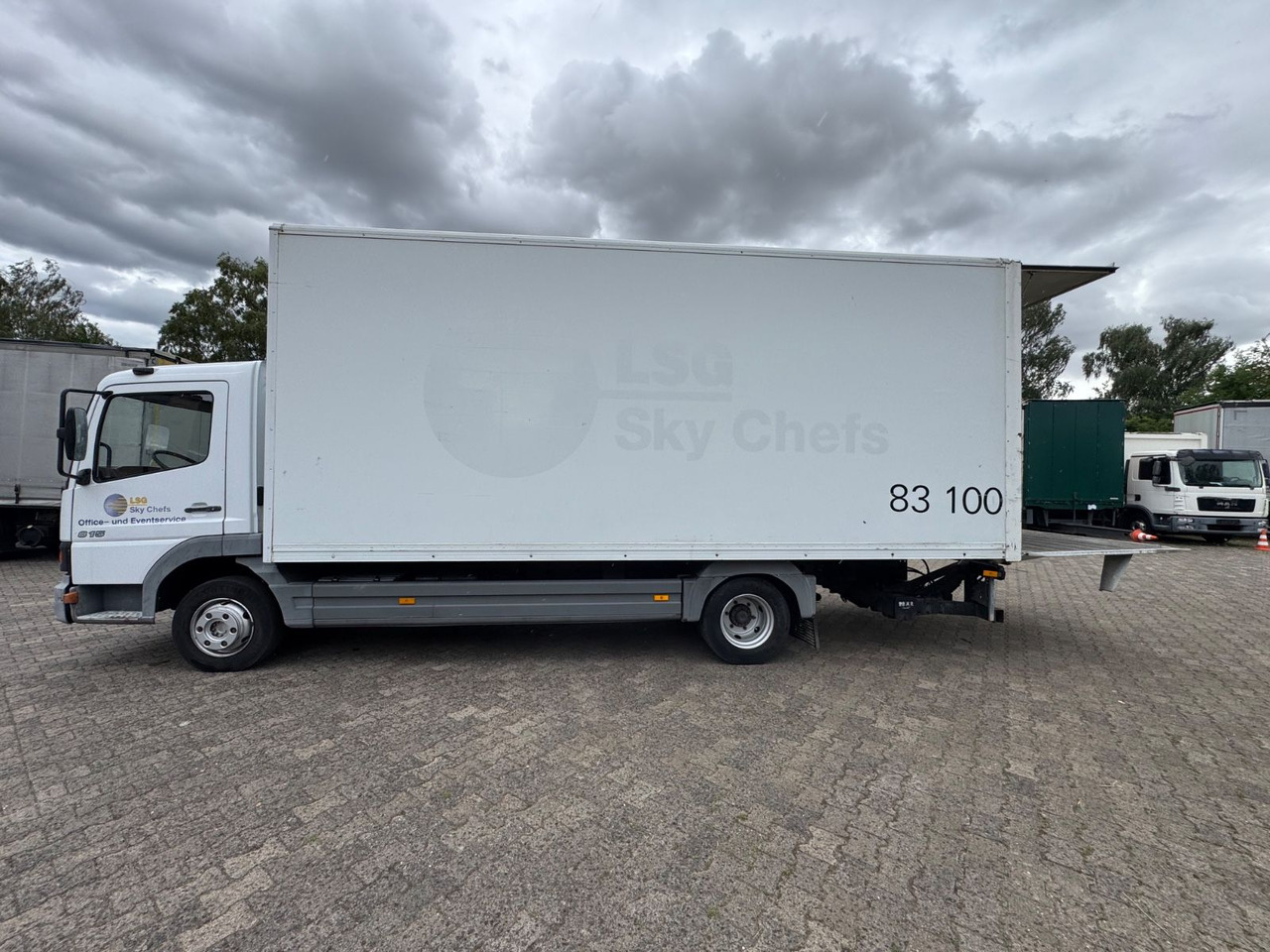Mercedes-Benz Atego 815/LBW/B-L/KAMERA/ - Carrinha de contentor: foto 5 Mercedes-Benz Atego 815/LBW/B-L/KAMERA/ - Carrinha de contentor: foto 5