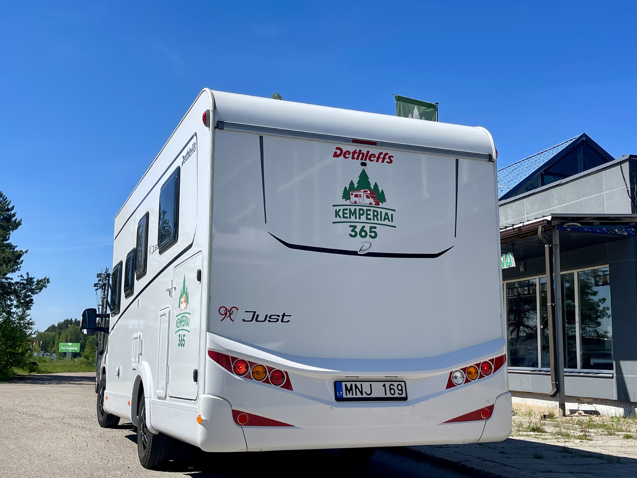 DETHLEFFS T7052 DBL - Autocaravana perfilada: foto 4 DETHLEFFS T7052 DBL - Autocaravana perfilada: foto 4