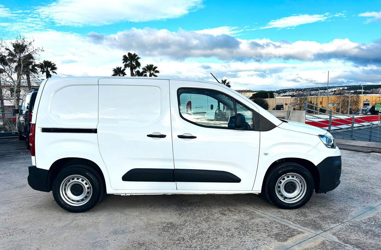 Citroen Berligno 1.6 HDi 100 cv 3 posti - Furgão compacto: foto 4 Citroen Berligno 1.6 HDi 100 cv 3 posti - Furgão compacto: foto 4