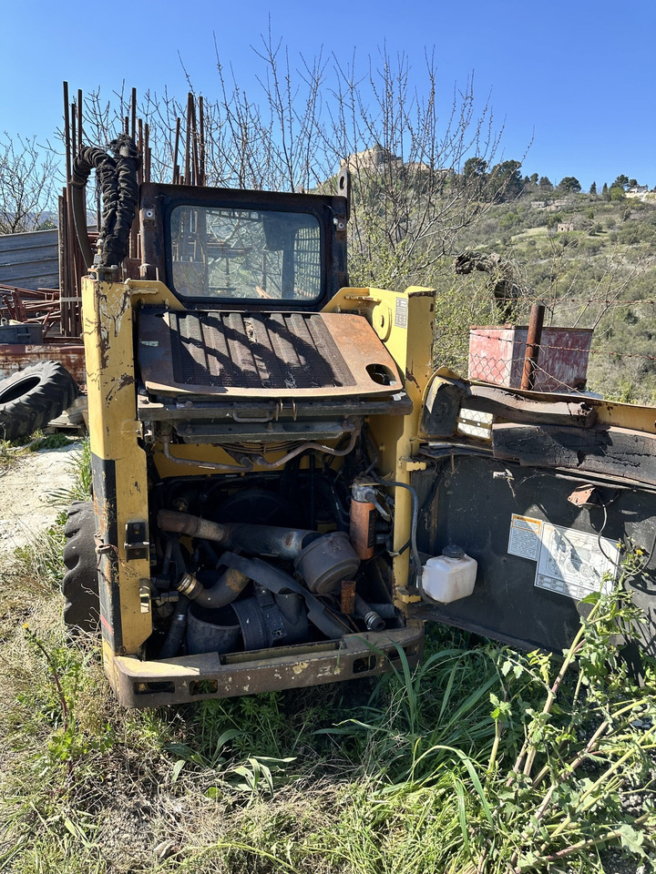 CAT 248 - Mini pá carregadora: foto 3 CAT 248 - Mini pá carregadora: foto 3