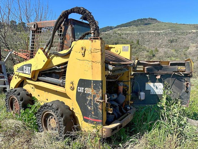 Caterpillar 248 - Mini pá carregadora de rastos: foto 2 Caterpillar 248 - Mini pá carregadora de rastos: foto 2