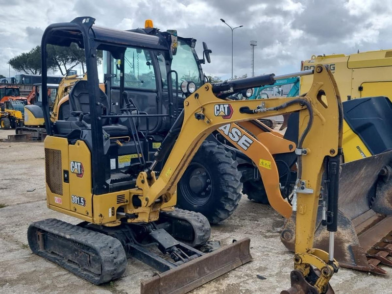 Caterpillar 301.5 - Mini escavadeira: foto 1 Caterpillar 301.5 - Mini escavadeira: foto 1