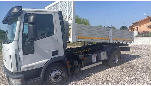 Iveco EUROCARGO 75E14 - Carrinha basculante: foto 4 Iveco EUROCARGO 75E14 - Carrinha basculante: foto 4