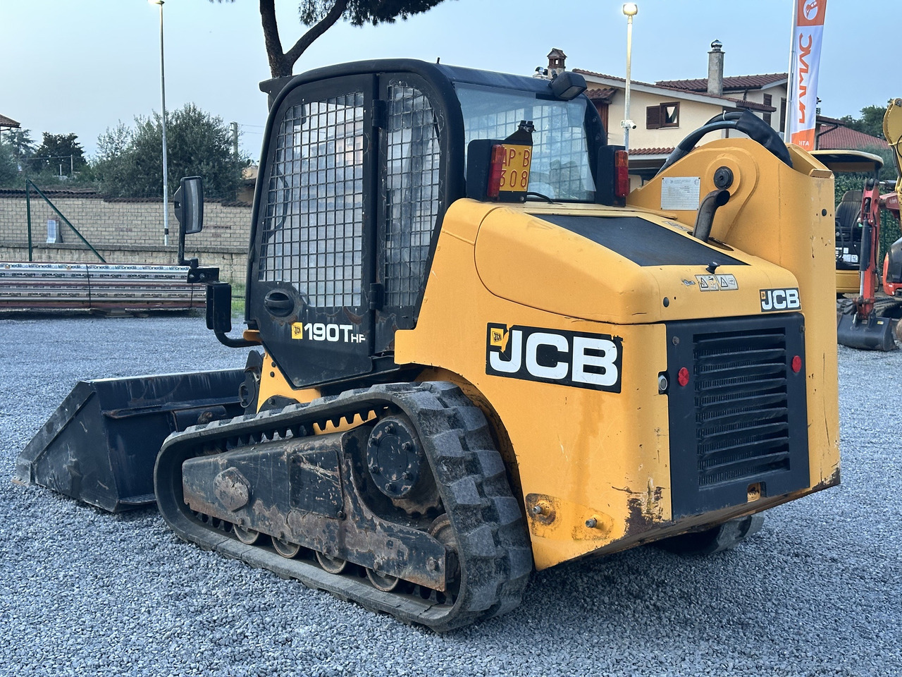 JCB 190T-HF - Mini pá carregadora de rastos: foto 5 JCB 190T-HF - Mini pá carregadora de rastos: foto 5