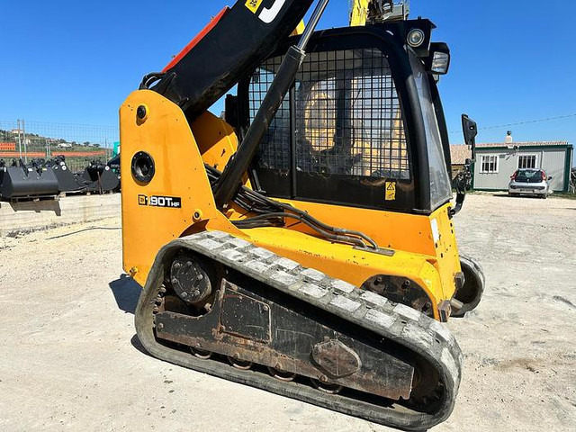 JCB 190THF - Mini pá carregadora de rastos: foto 3 JCB 190THF - Mini pá carregadora de rastos: foto 3