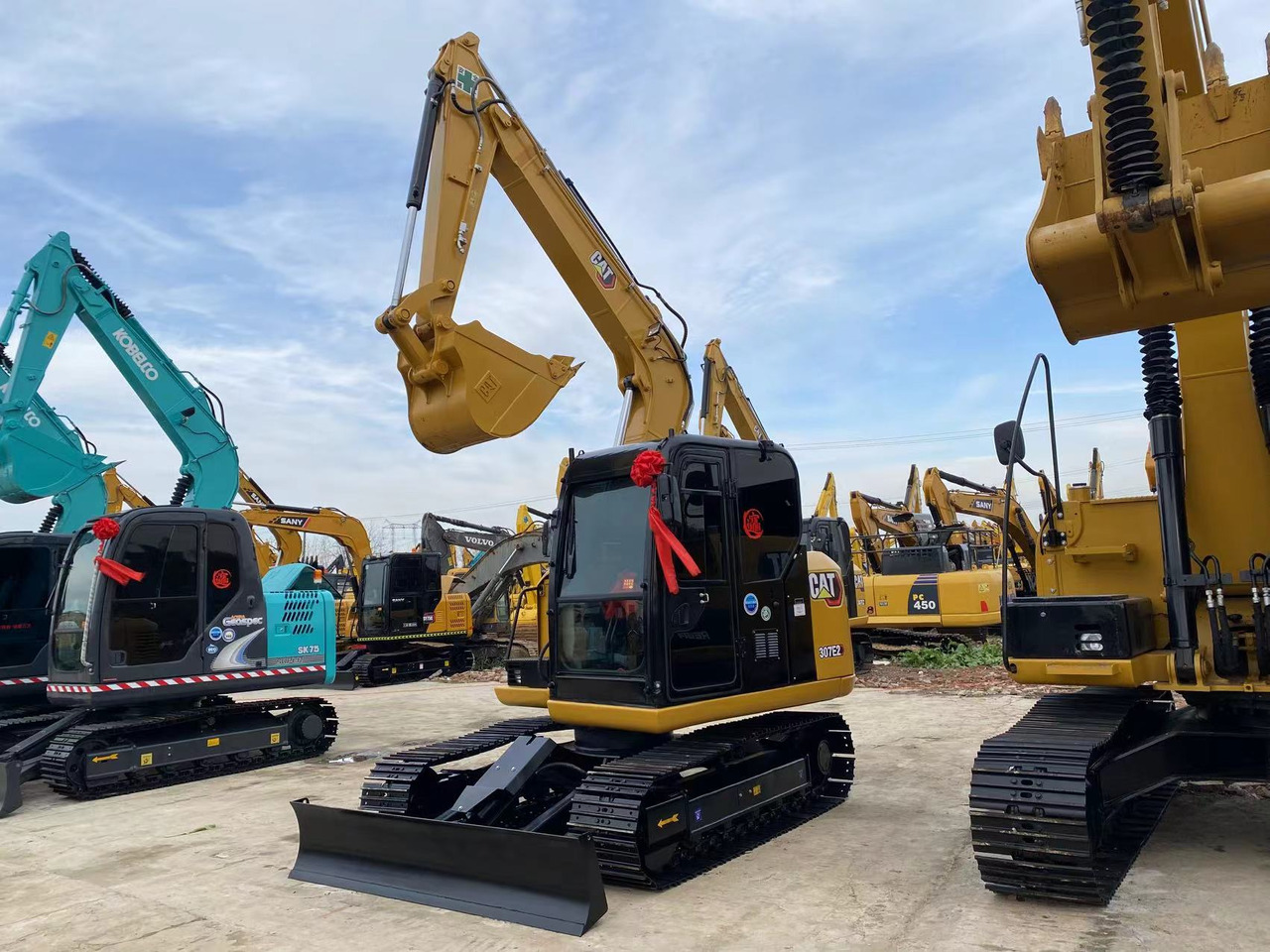 Escavadora de rastos CATERPILLAR 307E2: foto 6