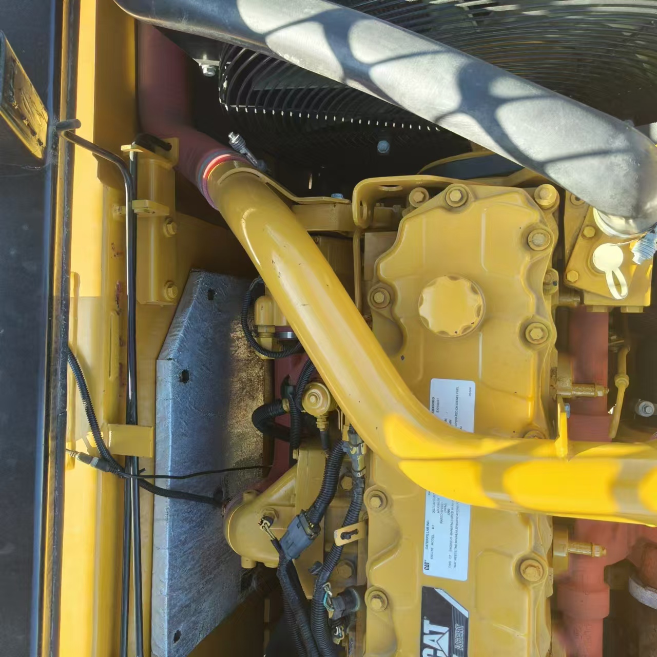 Escavadora de rastos CATERPILLAR 324D: foto 6