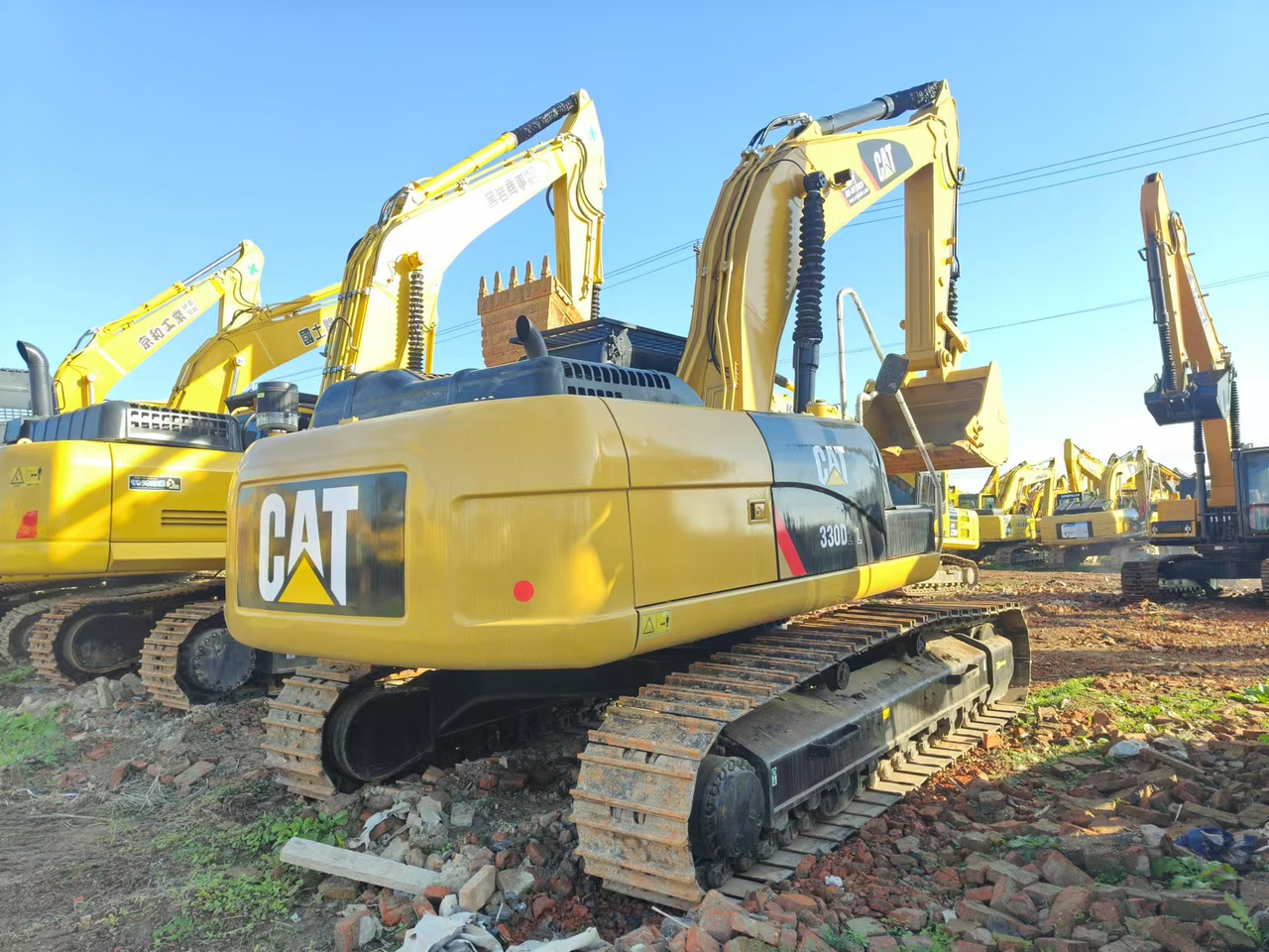 CATERPILLAR 330D - Escavadora de rastos: foto 1 CATERPILLAR 330D - Escavadora de rastos: foto 1