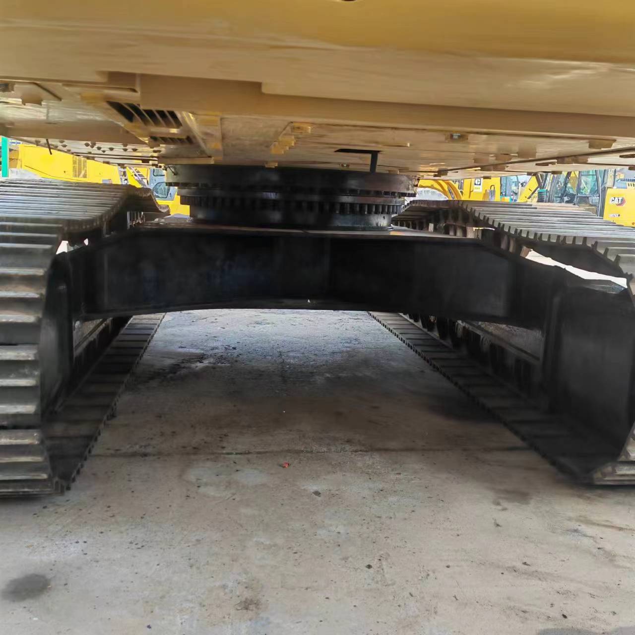 Escavadora de rastos CATERPILLAR 345D: foto 8 Escavadora de rastos CATERPILLAR 345D: foto 8