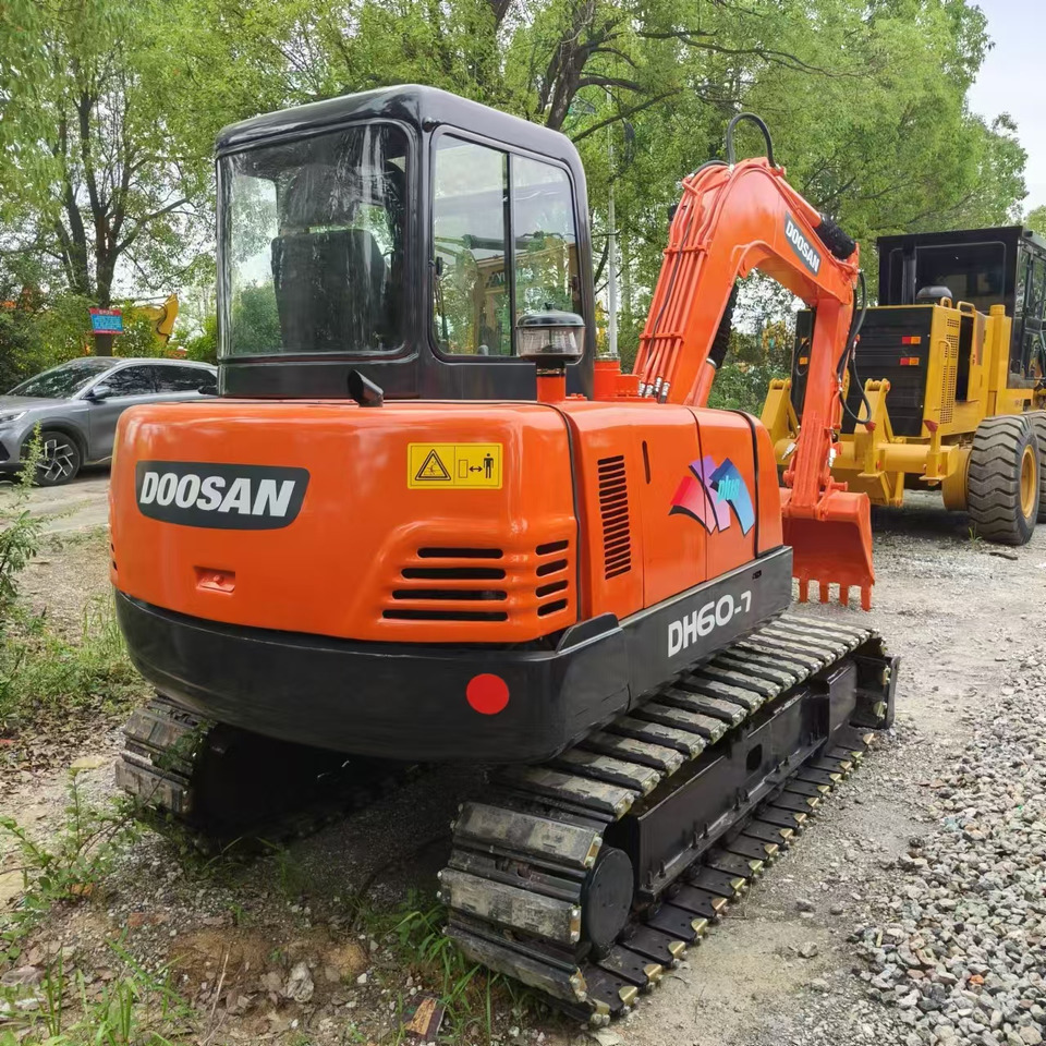 DOOSAN DH60 - Escavadora de rastos: foto 4 DOOSAN DH60 - Escavadora de rastos: foto 4