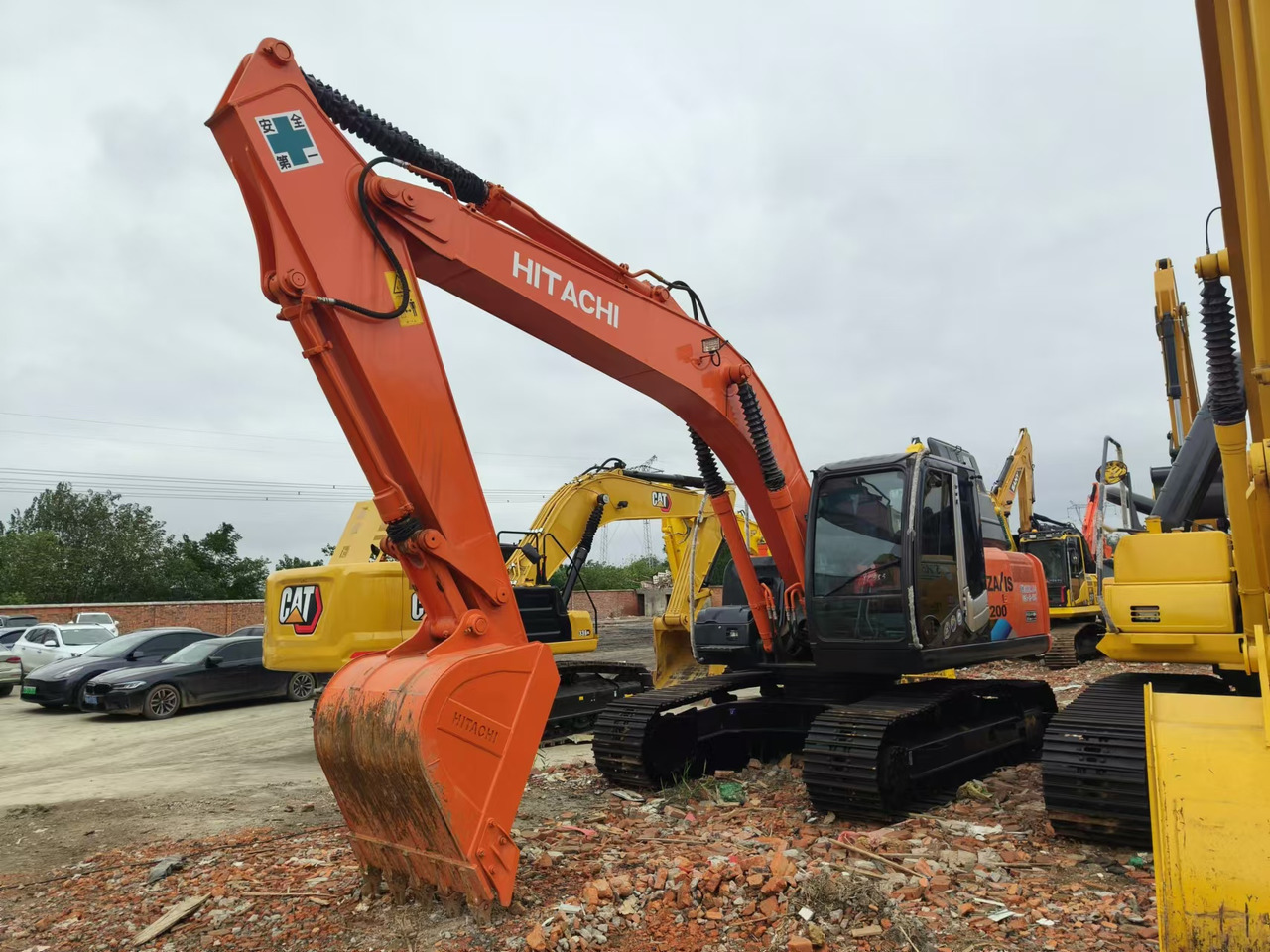 Escavadora de rastos HITACHI ZX200: foto 7