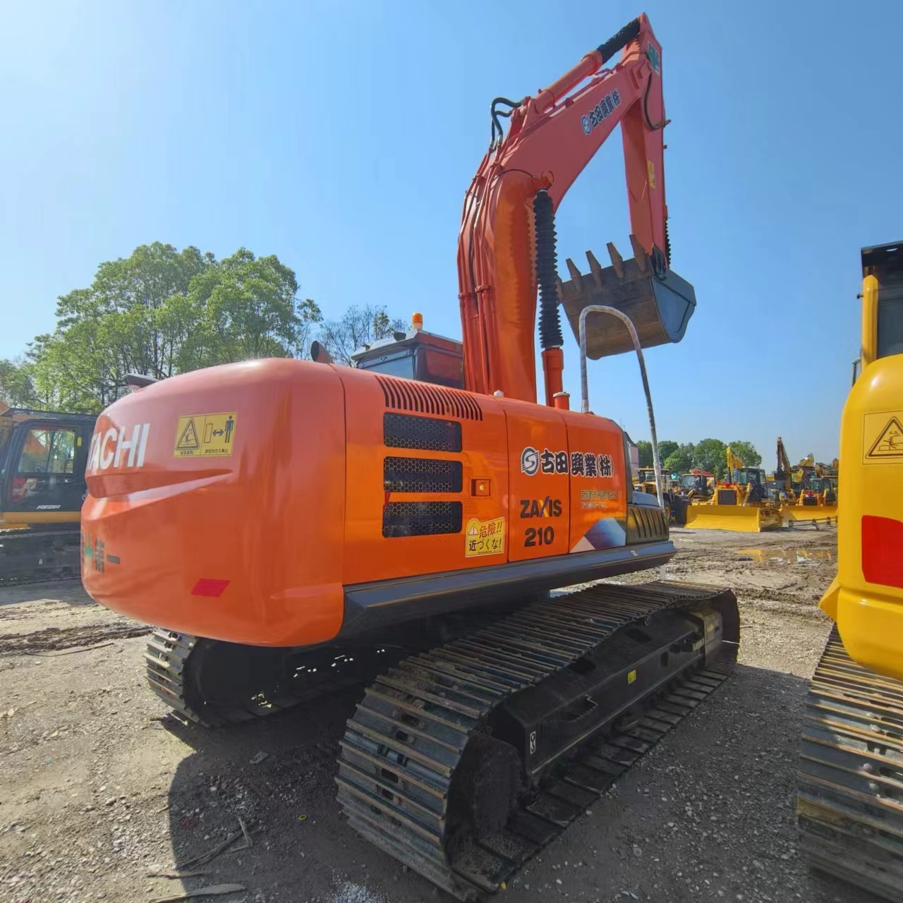 HITACHI ZX210 - Escavadora de rastos: foto 2 HITACHI ZX210 - Escavadora de rastos: foto 2