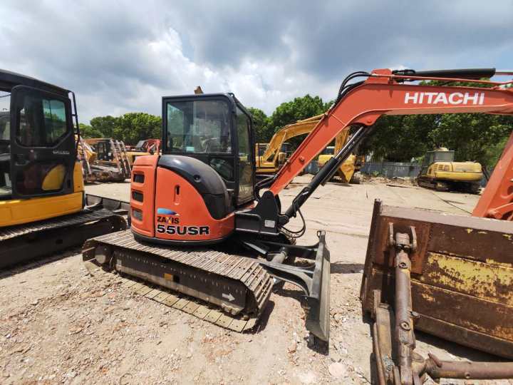 HITACHI ZX55USR - Mini escavadeira: foto 3 HITACHI ZX55USR - Mini escavadeira: foto 3