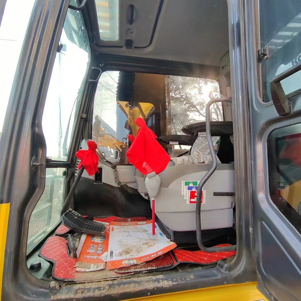 KOMATSU PC130 - Escavadora de rastos: foto 5 KOMATSU PC130 - Escavadora de rastos: foto 5