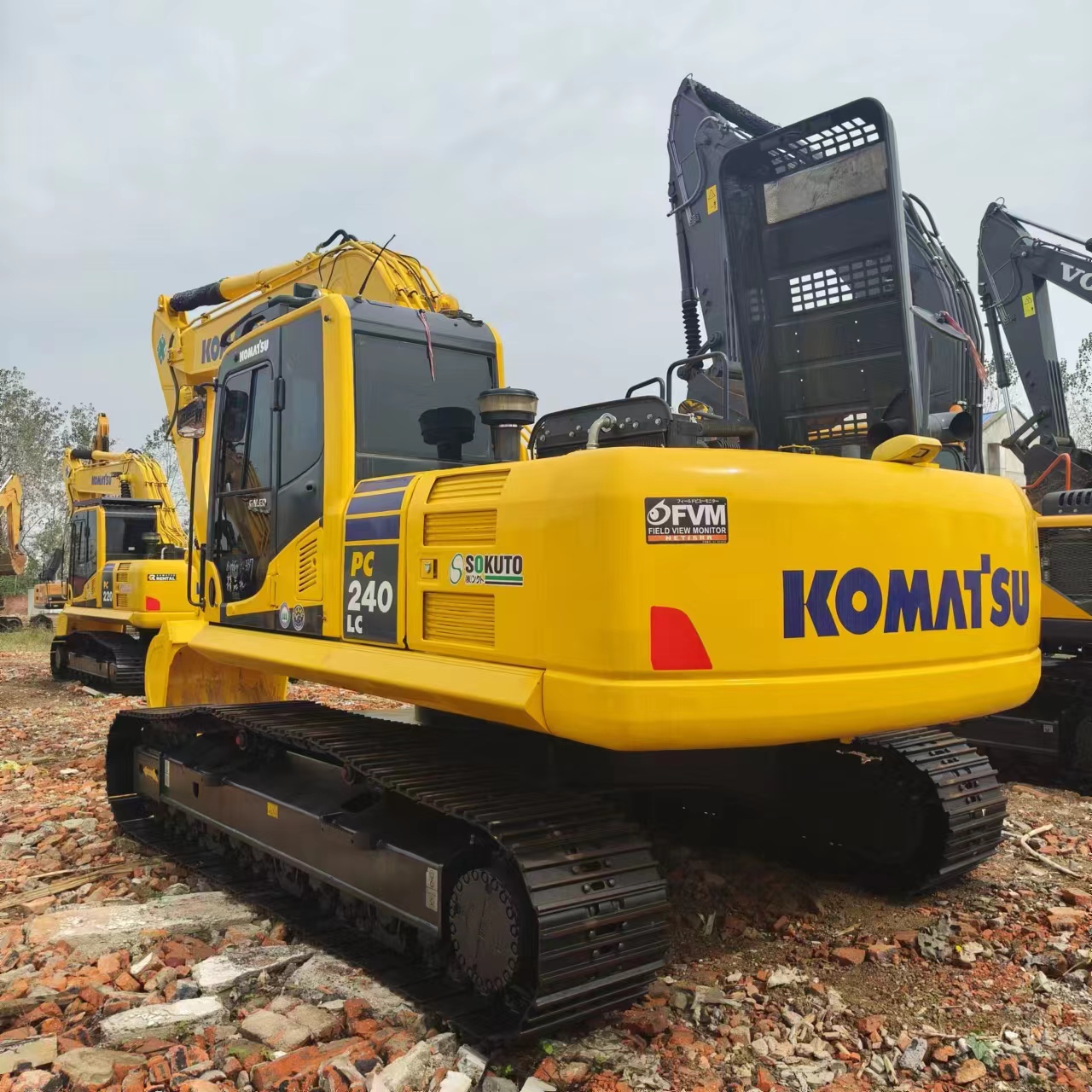 Escavadora de rastos KOMATSU PC240: foto 9