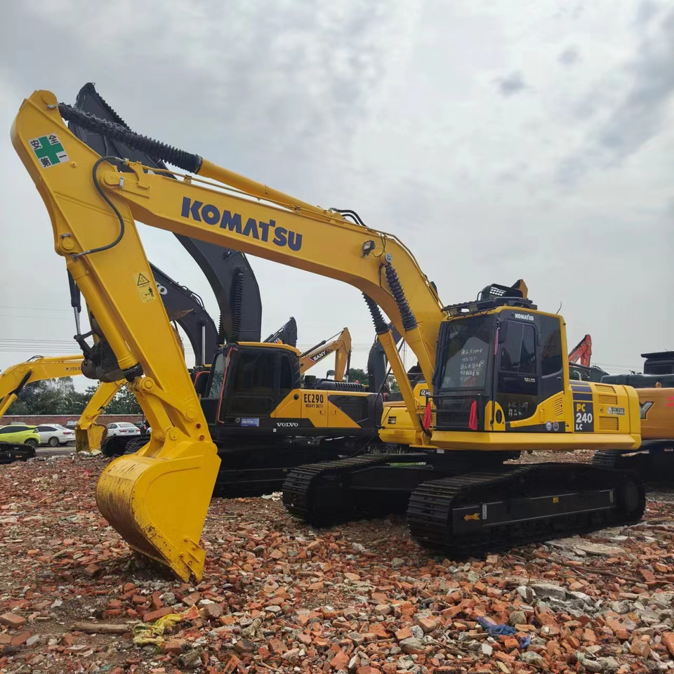 KOMATSU PC240LC - Escavadora de rastos: foto 5 KOMATSU PC240LC - Escavadora de rastos: foto 5