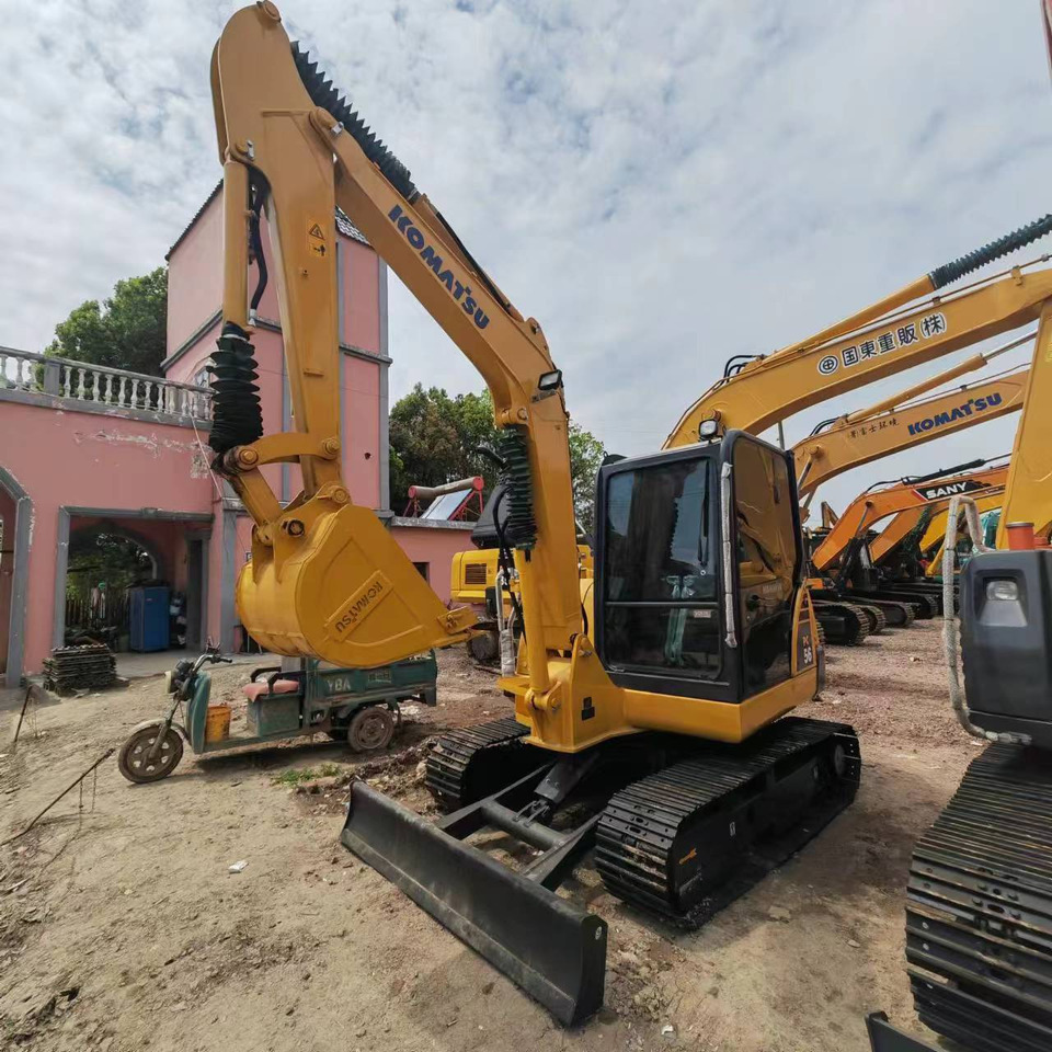 KOMATSU PC56 - Escavadora de rastos: foto 1 KOMATSU PC56 - Escavadora de rastos: foto 1