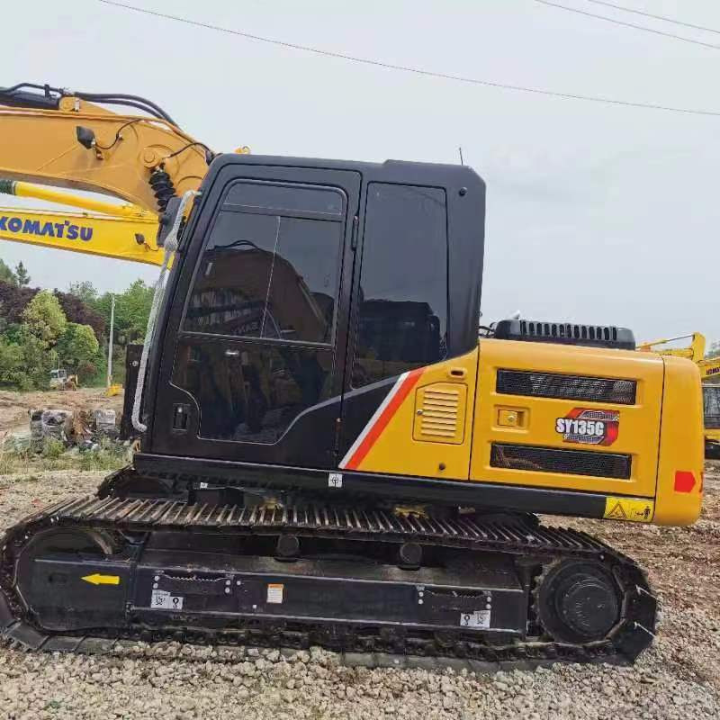 Escavadora de rastos SANY SY135C: foto 6