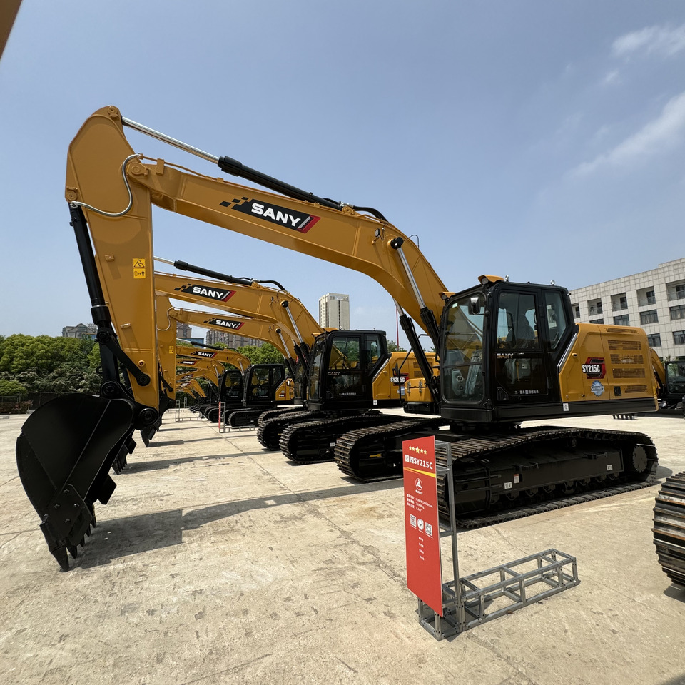 SANY SY215C - Escavadora de rastos: foto 2 SANY SY215C - Escavadora de rastos: foto 2