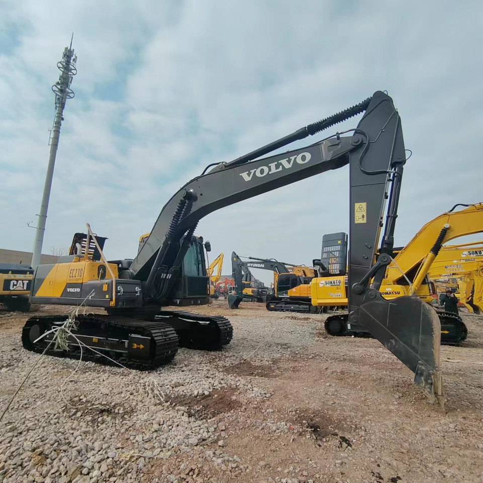 VOLVO EC210 - Escavadora de rastos: foto 4 VOLVO EC210 - Escavadora de rastos: foto 4