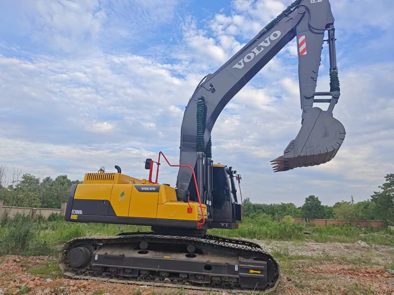 VOLVO EC300 - Escavadora de rastos: foto 1 VOLVO EC300 - Escavadora de rastos: foto 1