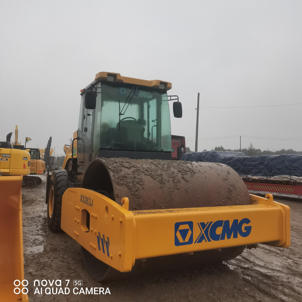 XCMG XS263J - Compactador de asfalto: foto 1 XCMG XS263J - Compactador de asfalto: foto 1