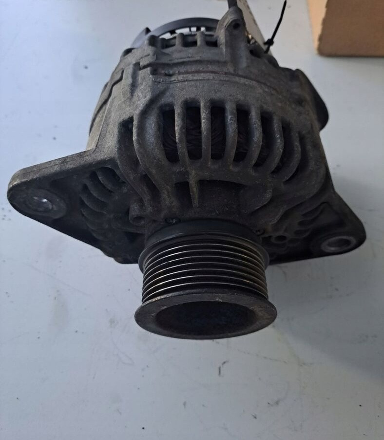 Bosch ALTERNATOR ORYGINAŁ VOLVO FH 4 FM 4 D13K 150A 21257552 - Alternador por Camião: foto 4 Bosch ALTERNATOR ORYGINAŁ VOLVO FH 4 FM 4 D13K 150A 21257552 - Alternador por Camião: foto 4