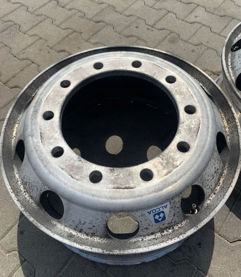 FELGI FELGA ALUMINIOWA ALCOA 22.5 X 9.00 - Jante por Camião: foto 1 FELGI FELGA ALUMINIOWA ALCOA 22.5 X 9.00 - Jante por Camião: foto 1