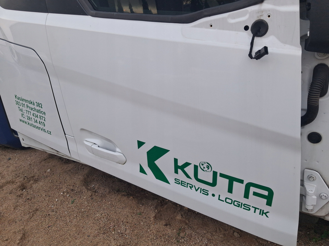 FORD KOMPLETNE PRAWE FORD F-MAX 500 TRUCKS EURO 6 - Porta e peças por Camião: foto 3 FORD KOMPLETNE PRAWE FORD F-MAX 500 TRUCKS EURO 6 - Porta e peças por Camião: foto 3