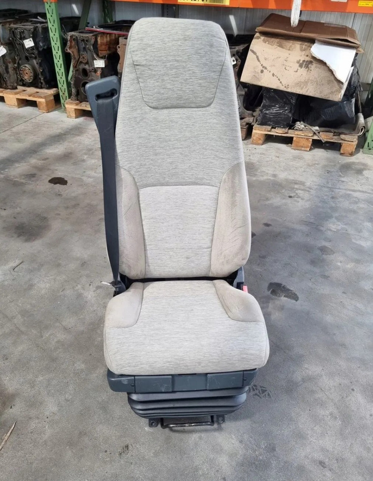 FOTEL PNEUMATYCZNY PRAWY SIEDZENIE PASAŻERA RENAULT PREMIUM MIDLUM DXI - Banco: foto 1 FOTEL PNEUMATYCZNY PRAWY SIEDZENIE PASAŻERA RENAULT PREMIUM MIDLUM DXI - Banco: foto 1
