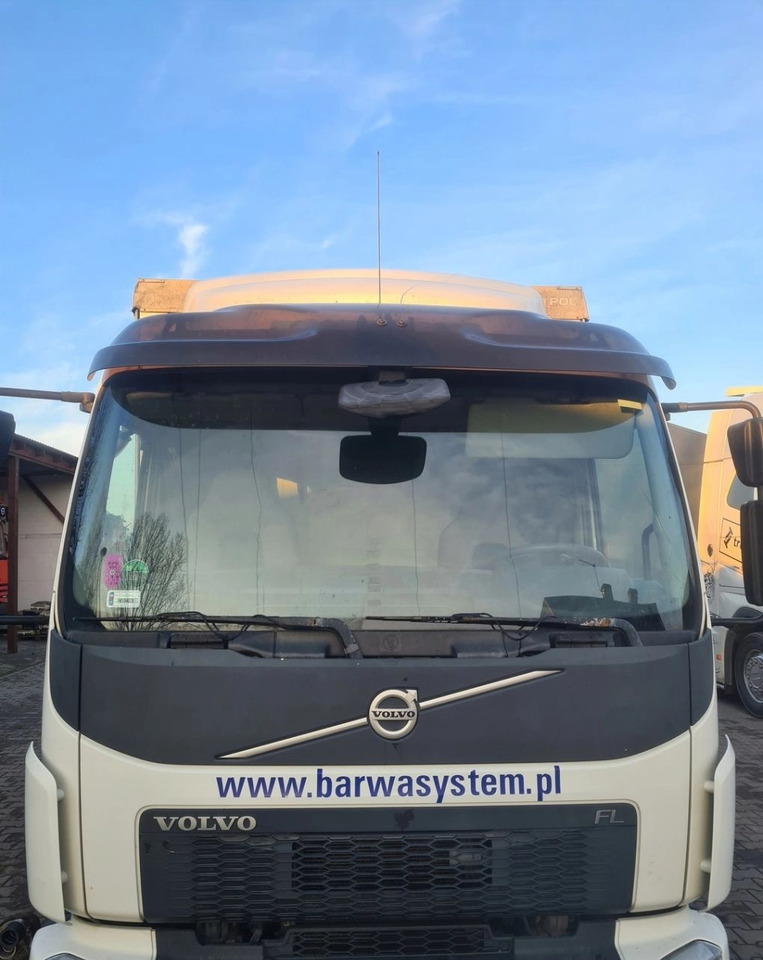 KABINA KOMPLETNA MANUAL VOLVO FL D5K EURO 6 - Cabine: foto 4 KABINA KOMPLETNA MANUAL VOLVO FL D5K EURO 6 - Cabine: foto 4