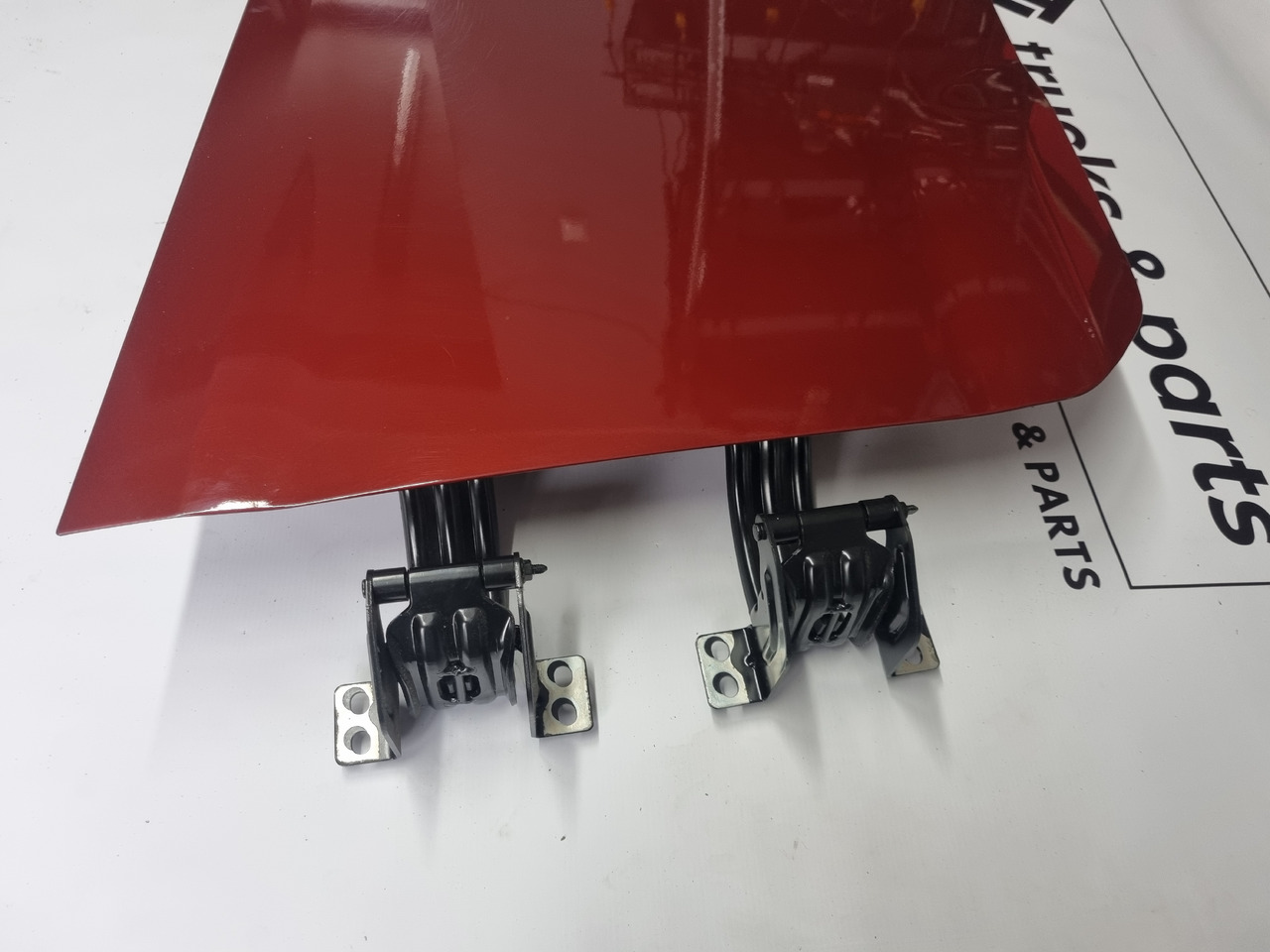 KLAPA SCHOWKA DRZWICZKI PRAWE KOMPLETNE FORD F-MAX Ford F-MAX Ford F-MAX - Porta e peças por Camião: foto 3 KLAPA SCHOWKA DRZWICZKI PRAWE KOMPLETNE FORD F-MAX Ford F-MAX Ford F-MAX - Porta e peças por Camião: foto 3