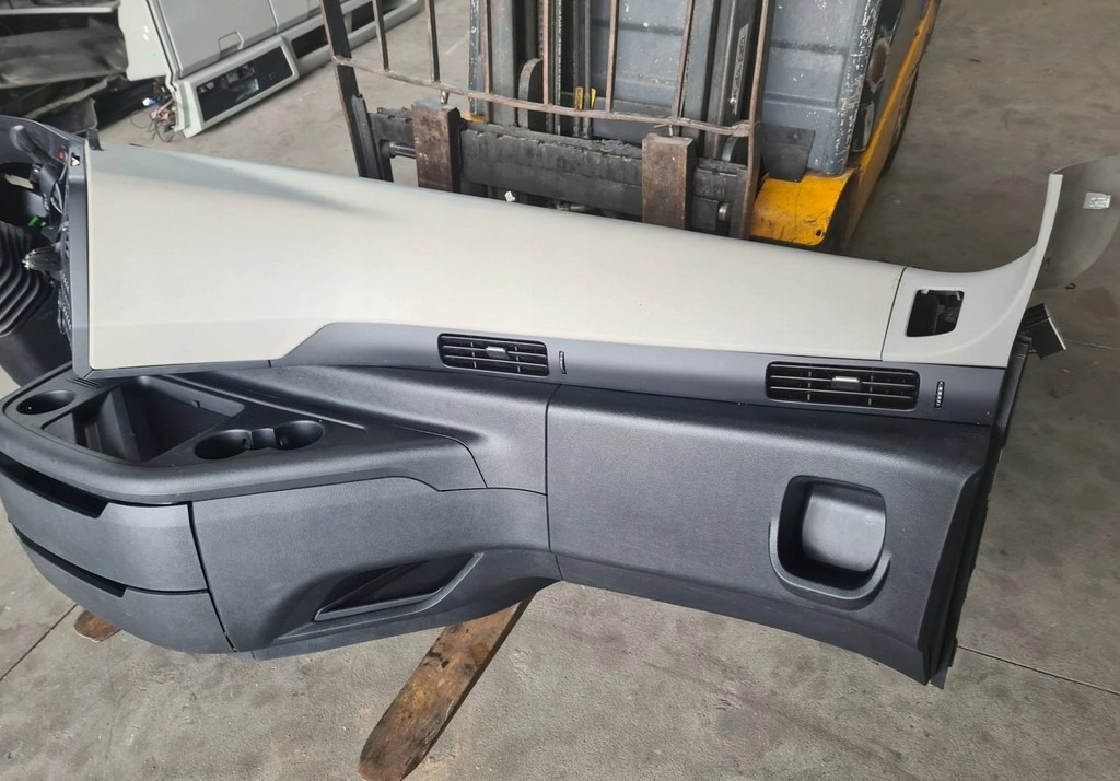 KONSOLA KOMPLETNA KOKPIT DESKA ROZDZIELCZA STELAŻ FORD F-MAX 500 TRUCKS - Painel de instrumentos: foto 5 KONSOLA KOMPLETNA KOKPIT DESKA ROZDZIELCZA STELAŻ FORD F-MAX 500 TRUCKS - Painel de instrumentos: foto 5