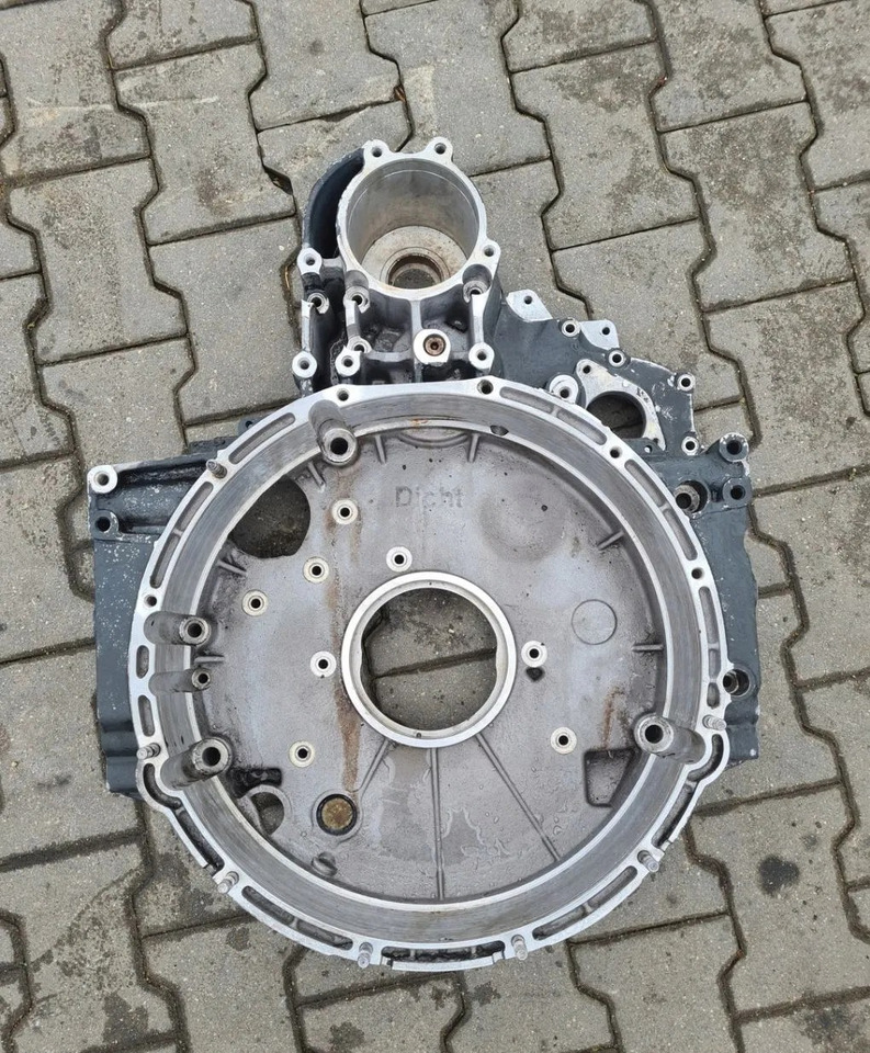 OBUDOWA SPRZĘGŁA KOŁA ZAMACHOWEGO VOLVO FL FE D7 RENAULT PREMIUM MIDLUM DXI 04905439 1445758 - Embreagem e peças: foto 1 OBUDOWA SPRZĘGŁA KOŁA ZAMACHOWEGO VOLVO FL FE D7 RENAULT PREMIUM MIDLUM DXI 04905439 1445758 - Embreagem e peças: foto 1