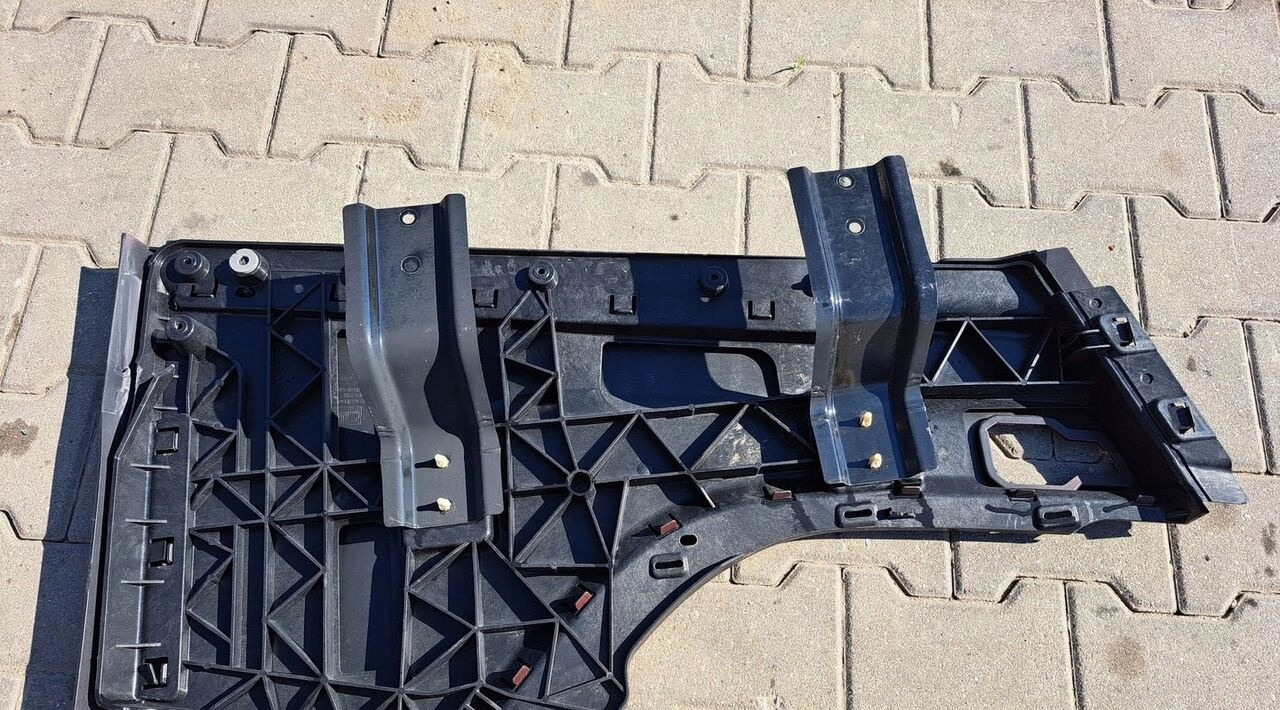 PRZEDŁUŻENIE STOPNICY LEWE ORYGINAŁ FORD F-MAX EURO 6 Ford F-MAX - Porta e peças por Camião: foto 5 PRZEDŁUŻENIE STOPNICY LEWE ORYGINAŁ FORD F-MAX EURO 6 Ford F-MAX - Porta e peças por Camião: foto 5