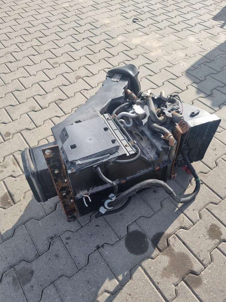 RENAULT NAGRZEWNICA RENAULT MAGNUM DXI LIFT VEGA - Aquecimento/ Ventilação por Camião: foto 2 RENAULT NAGRZEWNICA RENAULT MAGNUM DXI LIFT VEGA - Aquecimento/ Ventilação por Camião: foto 2