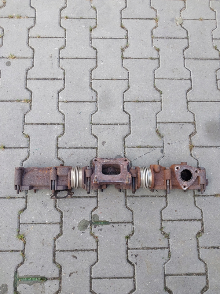 VOLVO KOLEKTOR WYDECHOWY VOLVO FL RENAULT GAMA D D8K - Colector de escape por Camião: foto 1 VOLVO KOLEKTOR WYDECHOWY VOLVO FL RENAULT GAMA D D8K - Colector de escape por Camião: foto 1