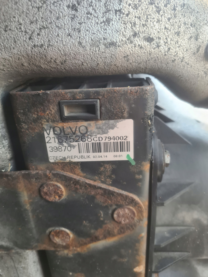 VOLVO KOMPLET CHŁODNIC CHŁODNICA INTERCOOLER RENAULT GAMA D DTI 5 VOLVO FL D5K EURO 6 - Radiador por Camião: foto 5 VOLVO KOMPLET CHŁODNIC CHŁODNICA INTERCOOLER RENAULT GAMA D DTI 5 VOLVO FL D5K EURO 6 - Radiador por Camião: foto 5