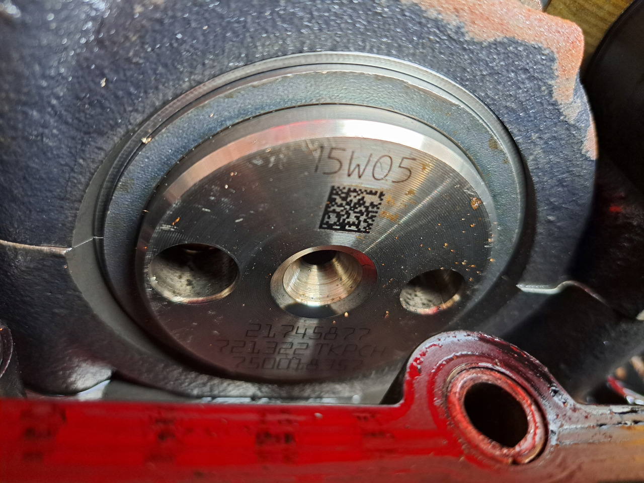 VOLVO WAŁEK ROZRZĄDU VOLVO FM 4 D11K RENAULT GAMA T RANGE DTI 11 - Árvore de cames por Camião: foto 2 VOLVO WAŁEK ROZRZĄDU VOLVO FM 4 D11K RENAULT GAMA T RANGE DTI 11 - Árvore de cames por Camião: foto 2