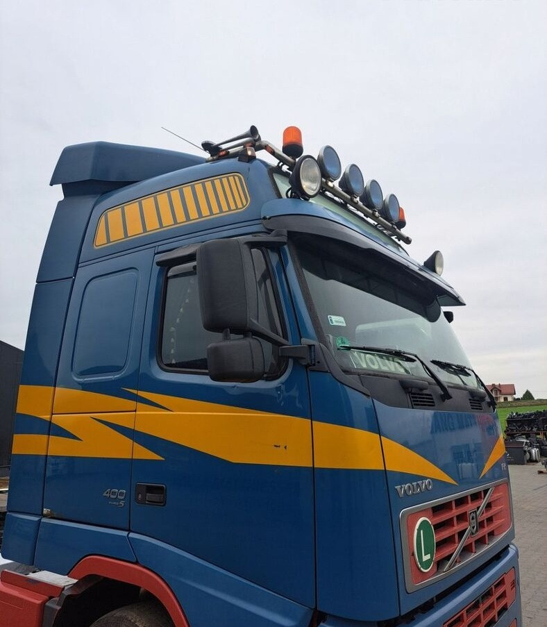 Volvo FH 12 13 - Cabine por Camião: foto 1 Volvo FH 12 13 - Cabine por Camião: foto 1