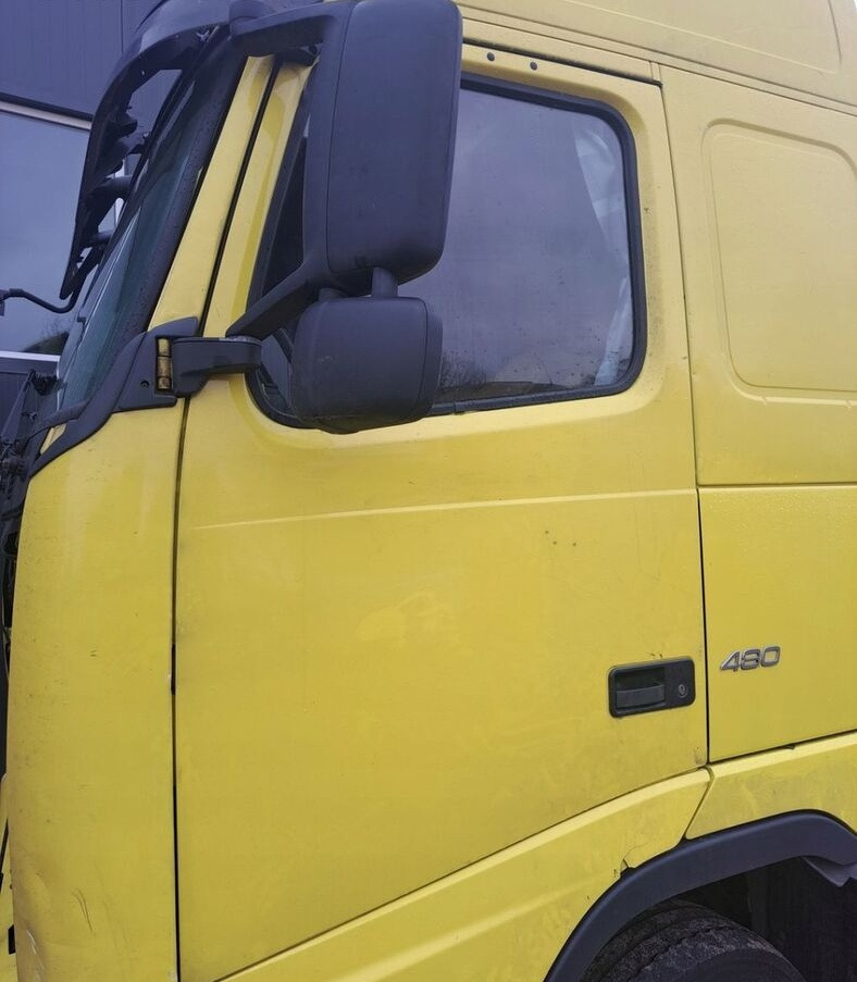 Volvo FH 12 13 - Porta e peças por Camião: foto 3 Volvo FH 12 13 - Porta e peças por Camião: foto 3
