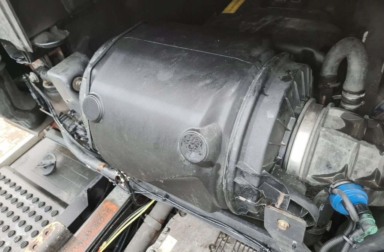 Volvo FH 16 EURO 6 Volvo VOLVO FH 16 EURO 6 - Filtro de ar por Camião: foto 3 Volvo FH 16 EURO 6 Volvo VOLVO FH 16 EURO 6 - Filtro de ar por Camião: foto 3