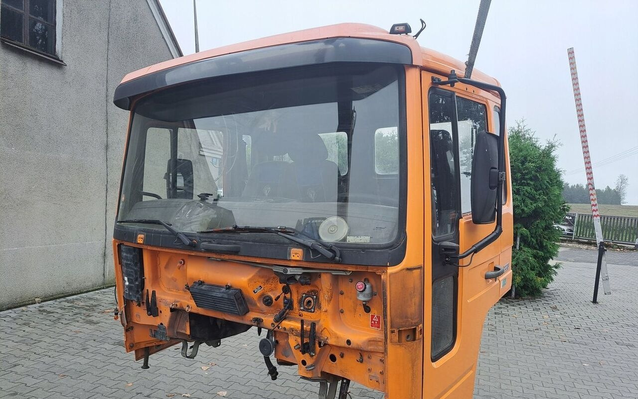 Volvo FL 6 00-06 - Cabine por Camião: foto 2 Volvo FL 6 00-06 - Cabine por Camião: foto 2